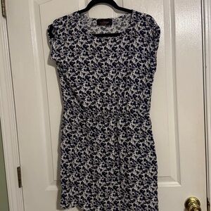 Elegant Blue and White Floral Mini Dress